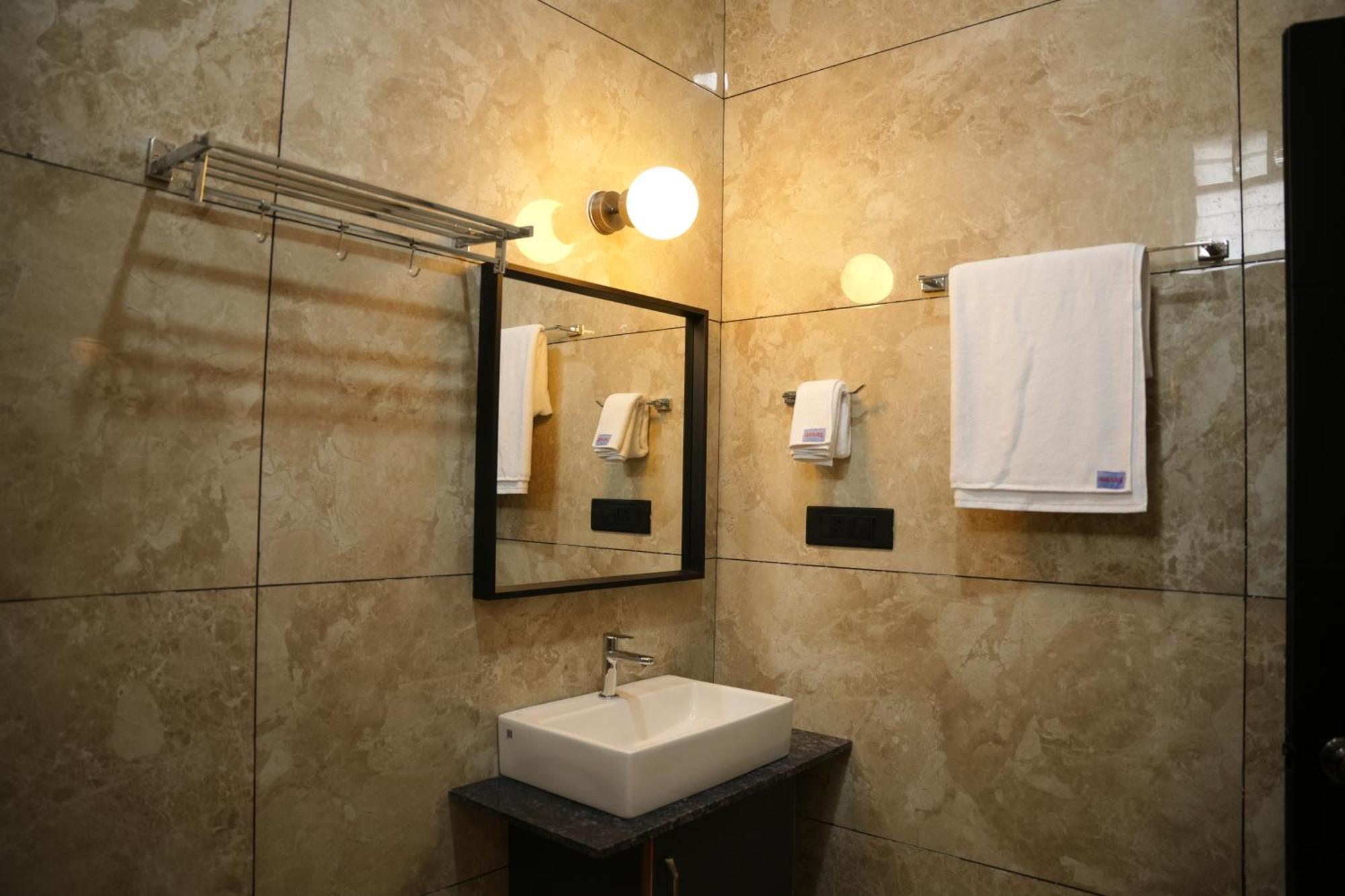 Hotel Sarvam Residency Sagar  Exteriér fotografie