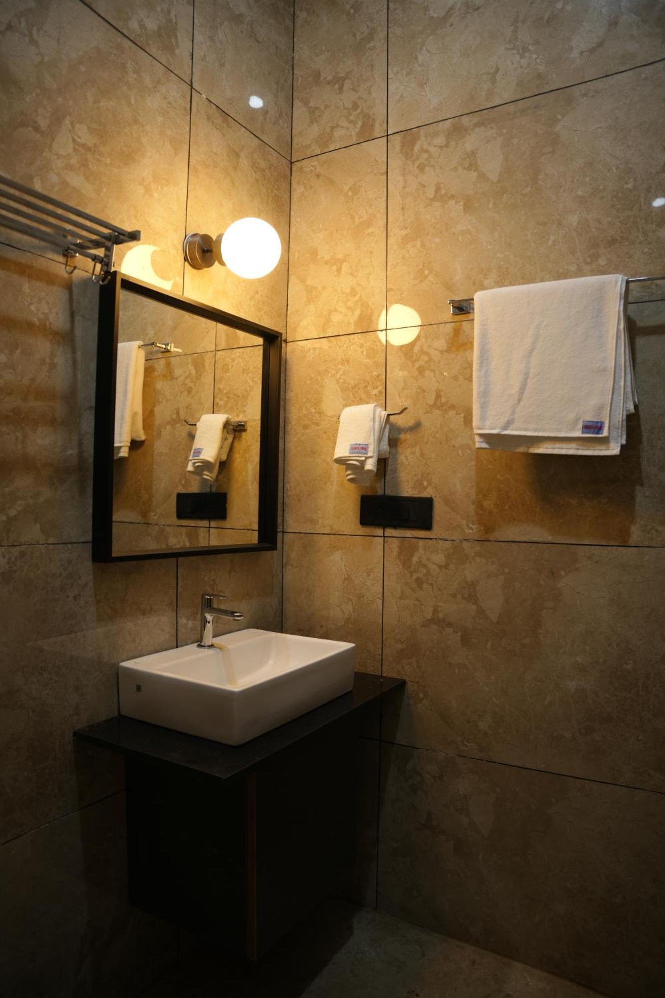 Hotel Sarvam Residency Sagar  Exteriér fotografie